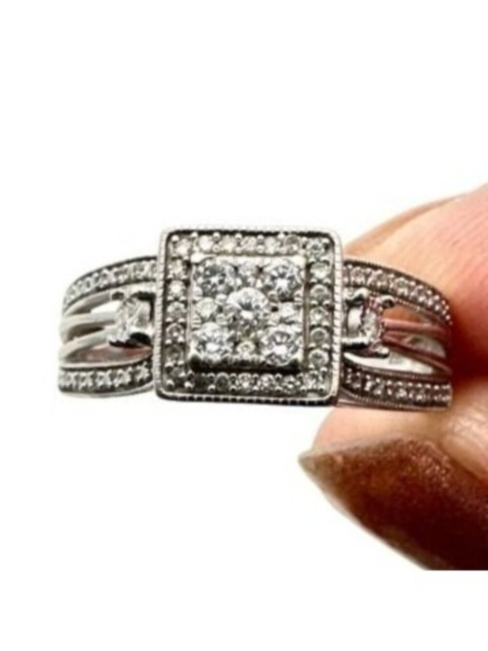 Vintage 10K White Gold Diamond Cluster Ring 4.08 Grams Size 8